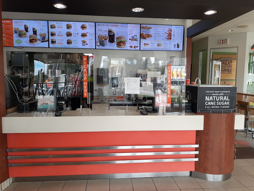 A&W Canada | 2448 Princess St, Kingston, ON K7M 3G4, Canada | Phone: (613) 531-4999