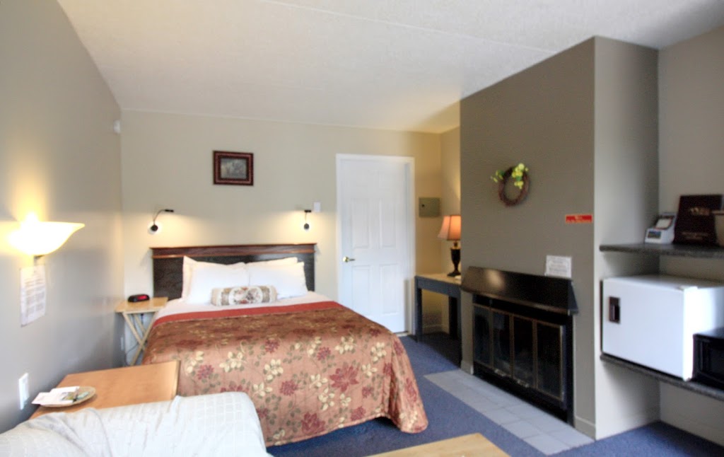 Motel Le Jolibourg | 60 Rue Principale, Saint-Sauveur, QC J0R 1R6, Canada | Phone: (450) 227-4651
