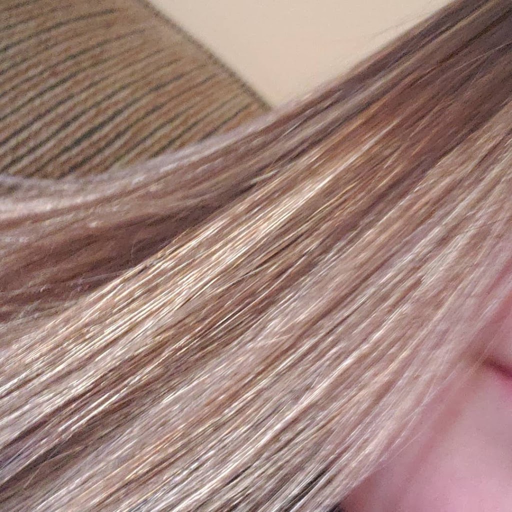 Studio Me Hair Design | 1281A Wellington St W, Ottawa, ON K1Y 3A8, Canada | Phone: (613) 695-3480