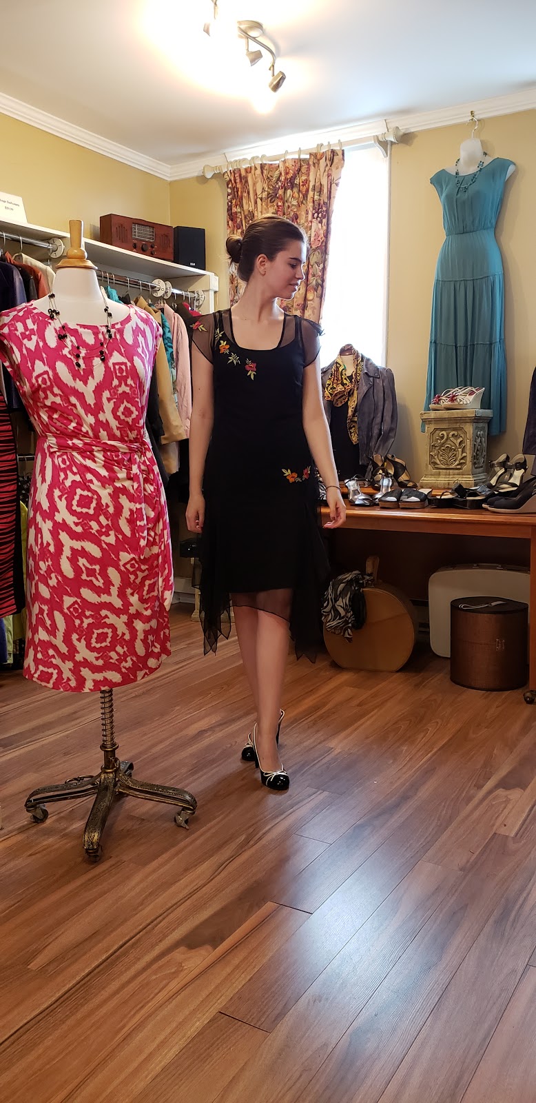 The Way We Were | 98 Main St S, Georgetown, ON L7G 3E4, Canada | Phone: (905) 702-7675