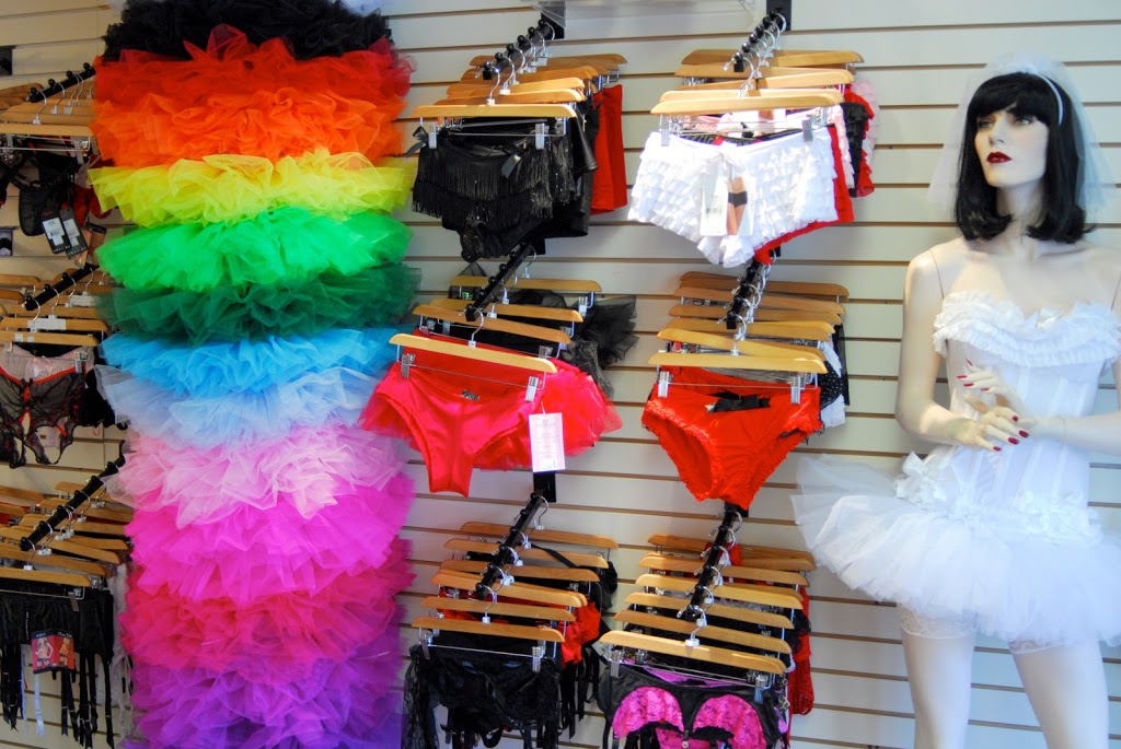 Garden of Eden | 1483 Douglas St #106, Victoria, BC V8W 3K4, Canada | Phone: (250) 385-3523