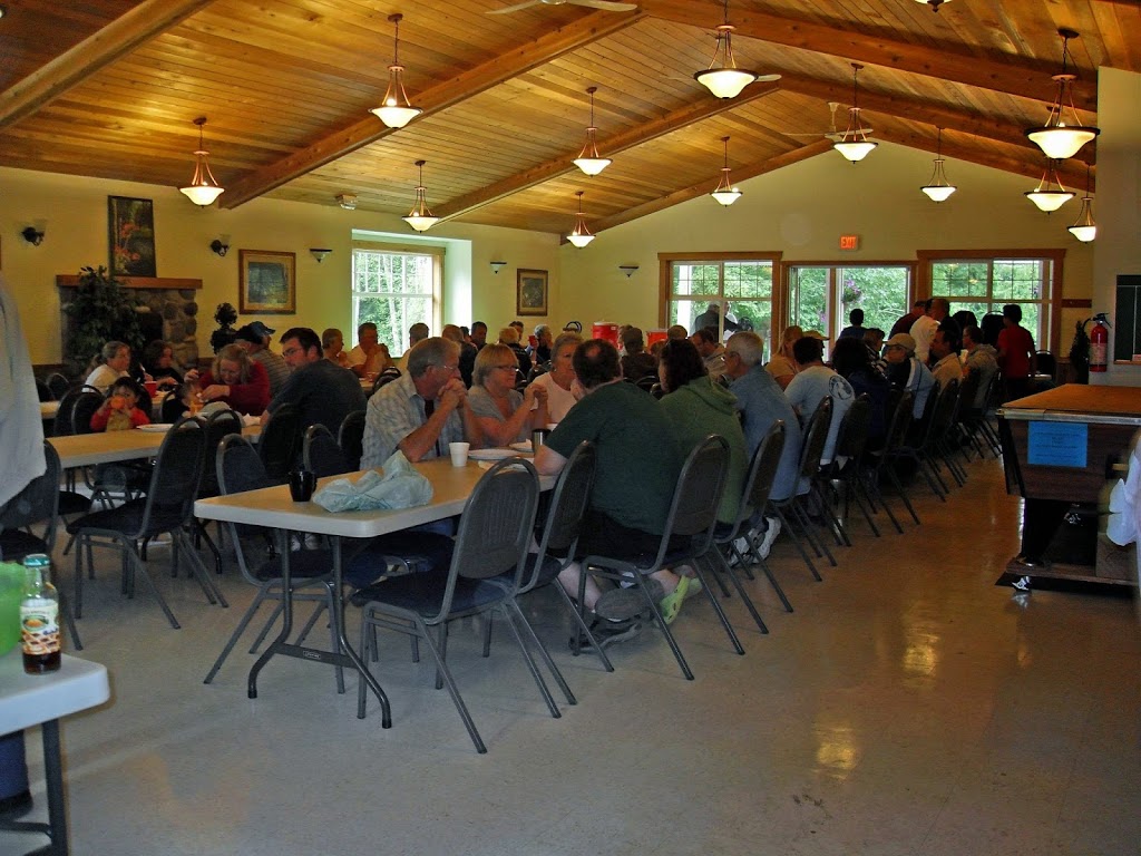 Country Maples RV Resort | 9010 Trans-Canada Hwy, Chemainus, BC V0R 1K4, Canada | Phone: (250) 246-2078