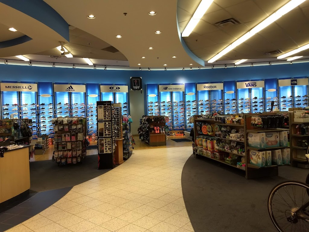Sports Experts | Place Longueuil, 825 Rue Saint-Laurent O, Longueuil, QC J4K 2V1, Canada | Phone: (450) 463-3452