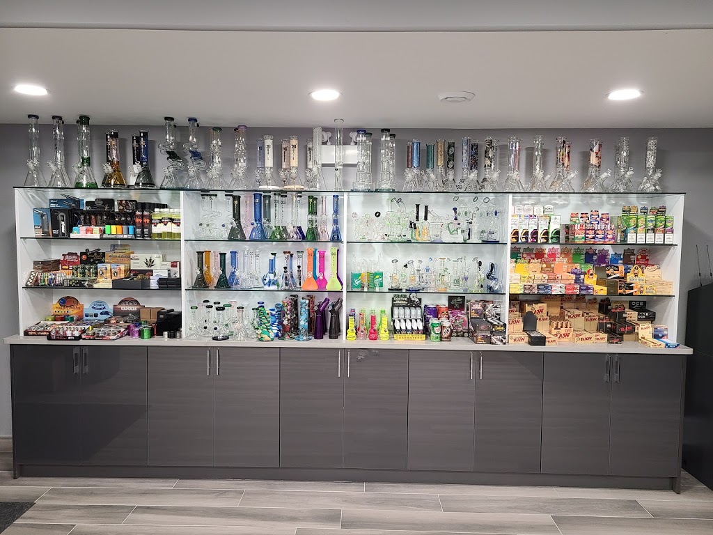 Mohawk Medibles Shannonville | 5285 Old Highway 2, Shannonville, ON K0K 3A0, Canada | Phone: (833) 633-4253