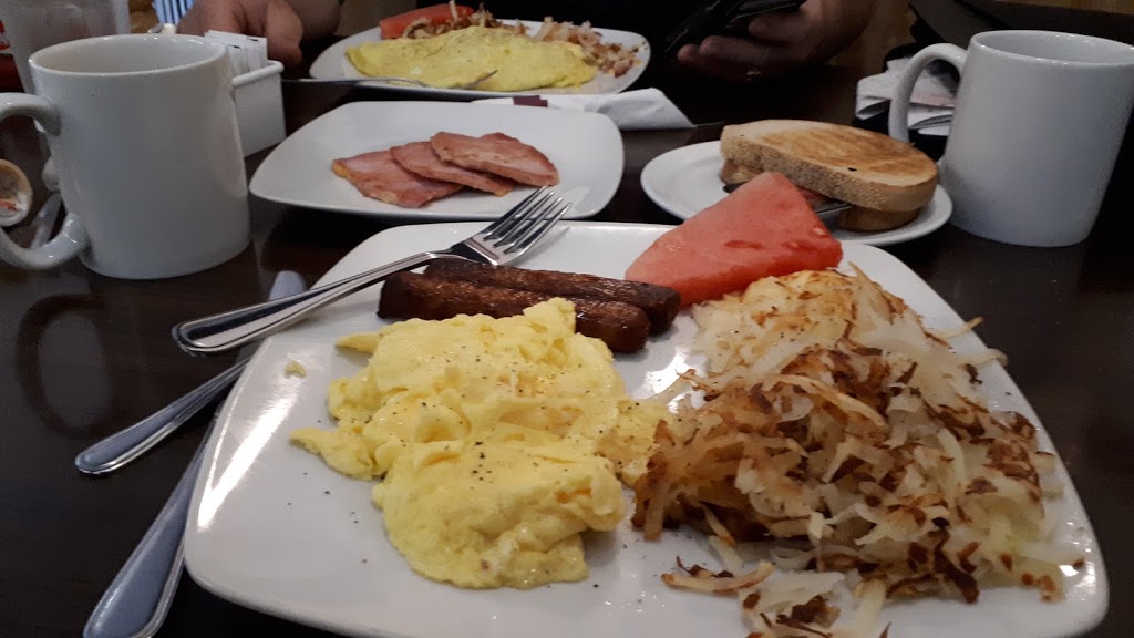 L.A. Town Grill | 5975 Malden Rd #5, Windsor, ON N9H 1S7, Canada | Phone: (519) 250-8383