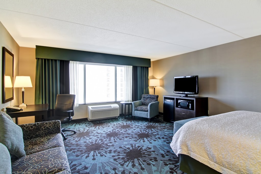 Hampton Inn by Hilton Toronto Airport Corporate Centre | 5515 Eglinton Ave W, Etobicoke, ON M9C 5K5, Canada | Phone: (416) 646-3000