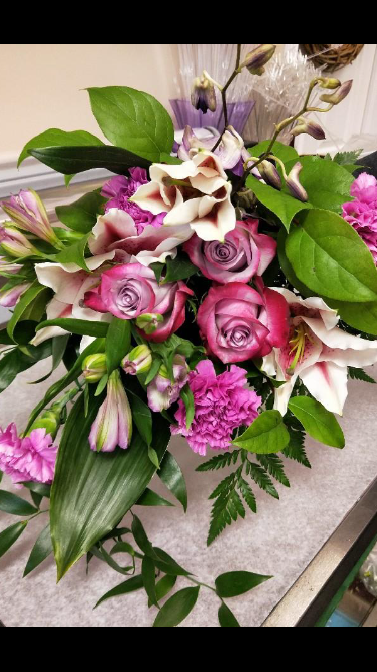 TL Yorke Floral Design | 8 Oland Crescent, Halifax, NS B3S 1C6, Canada | Phone: (902) 450-0101