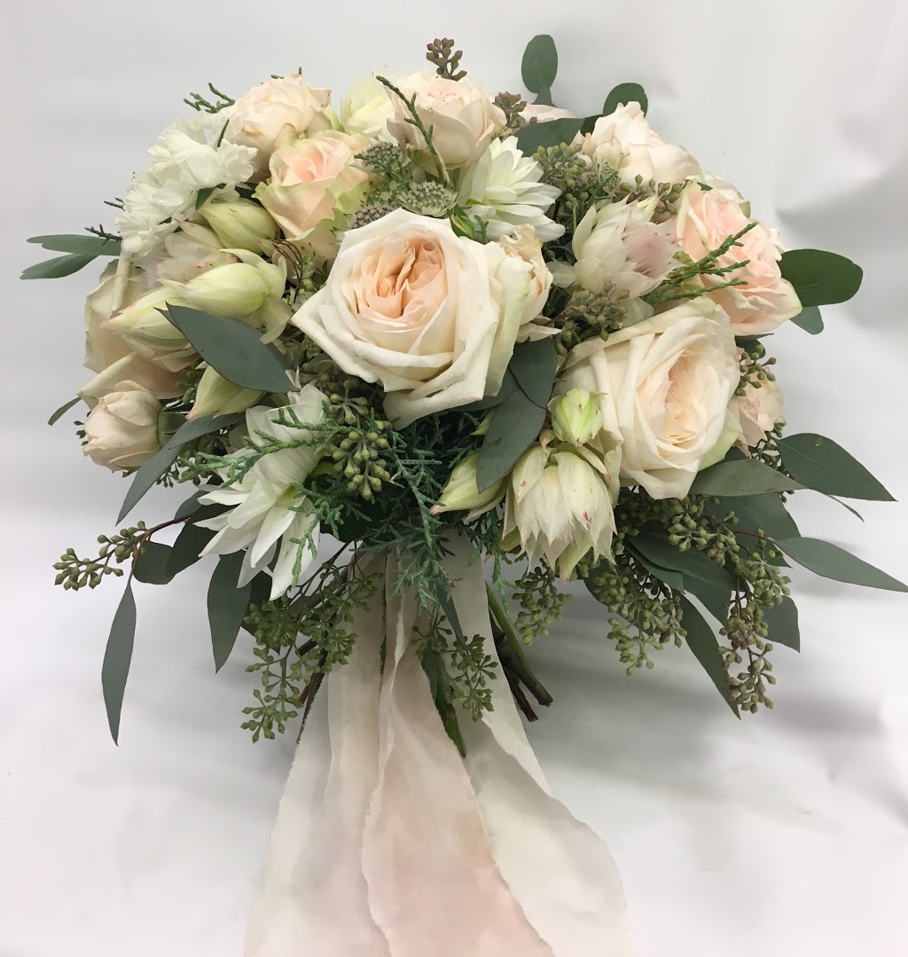 Black Earth Floral Gallery | 5149 Country Hills Blvd NW, Calgary, AB T3A 5K8, Canada | Phone: (403) 452-9707