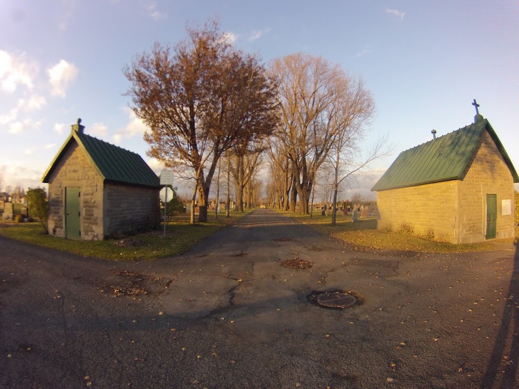 Cimetiere St Jean-Richelieu | 563 Rue Saint-Jacques, Saint-Jean-sur-Richelieu, QC J3B 7N7, Canada | Phone: (450) 357-0043