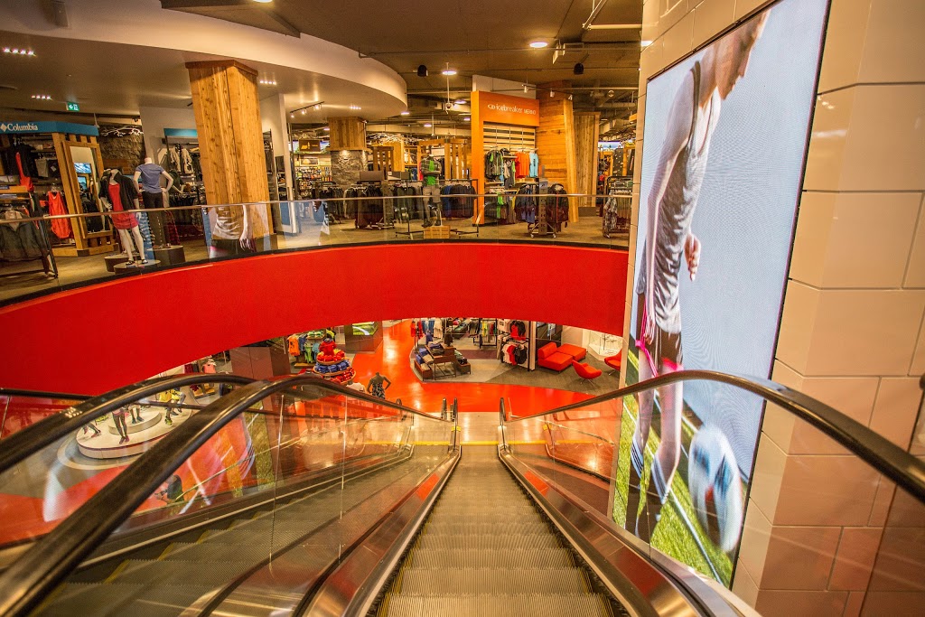 Sport Chek Sherway Gardens | 25 The West Mall Unit 1690, Etobicoke, ON M9C 1B8, Canada | Phone: (416) 621-6796