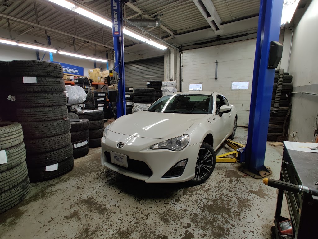 Advanced Tirecraft Toronto | 14 Coldwater Rd, North York, ON M3B 1Y7, Canada | Phone: (416) 447-0001
