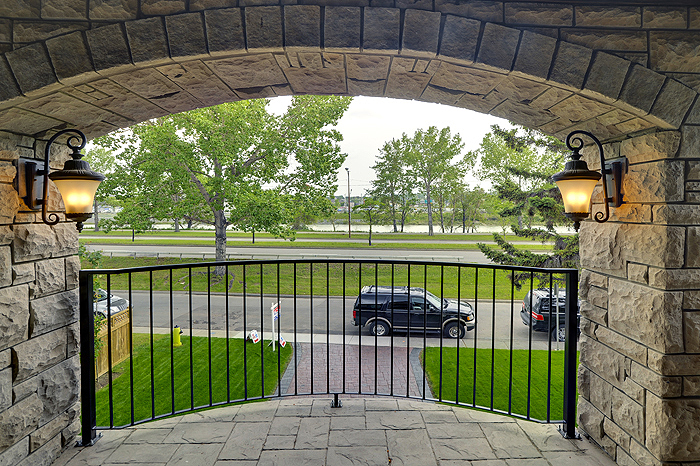 Westmount River Inn | 1840 Westmount Blvd NW, Calgary, AB T2N 3G8, Canada | Phone: (403) 764-2764