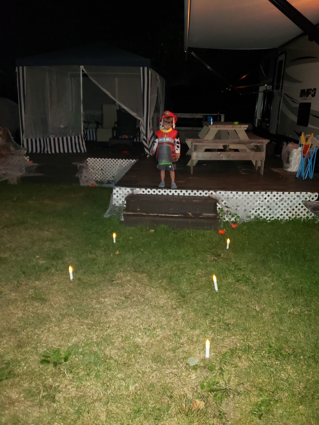 Camping Plein Air | 1328 Chemin de la Presquîle, Lac-des-Îles, QC J0W 1J0, Canada | Phone: (819) 597-2284