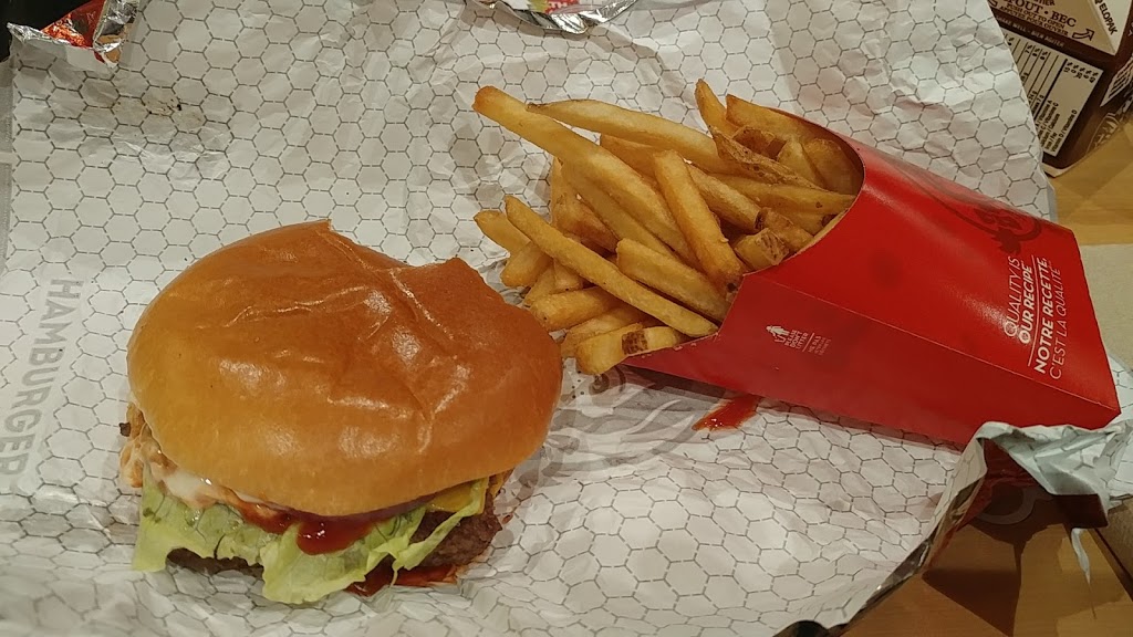 Wendys | 623 Queenston Rd, Hamilton, ON L8K 1J7, Canada | Phone: (905) 560-5310