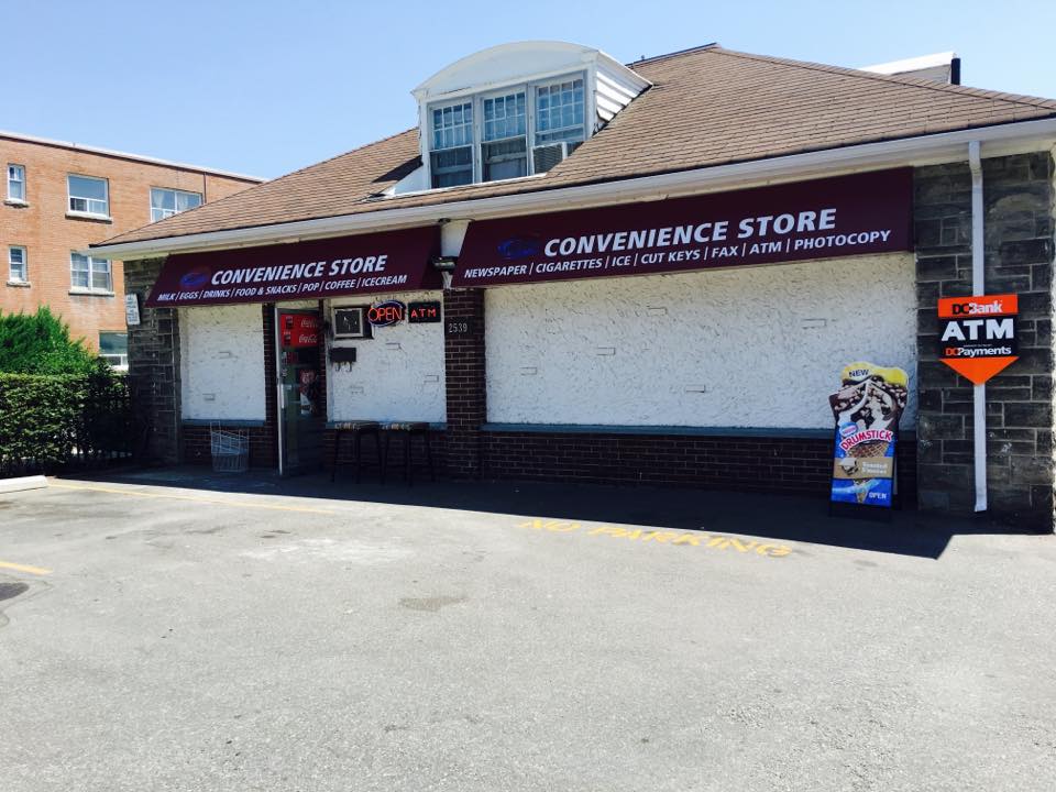 Lakeshore Convenience Store | 2539 Lake Shore Blvd W, Etobicoke, ON M8V 1E5, Canada | Phone: (647) 345-1248
