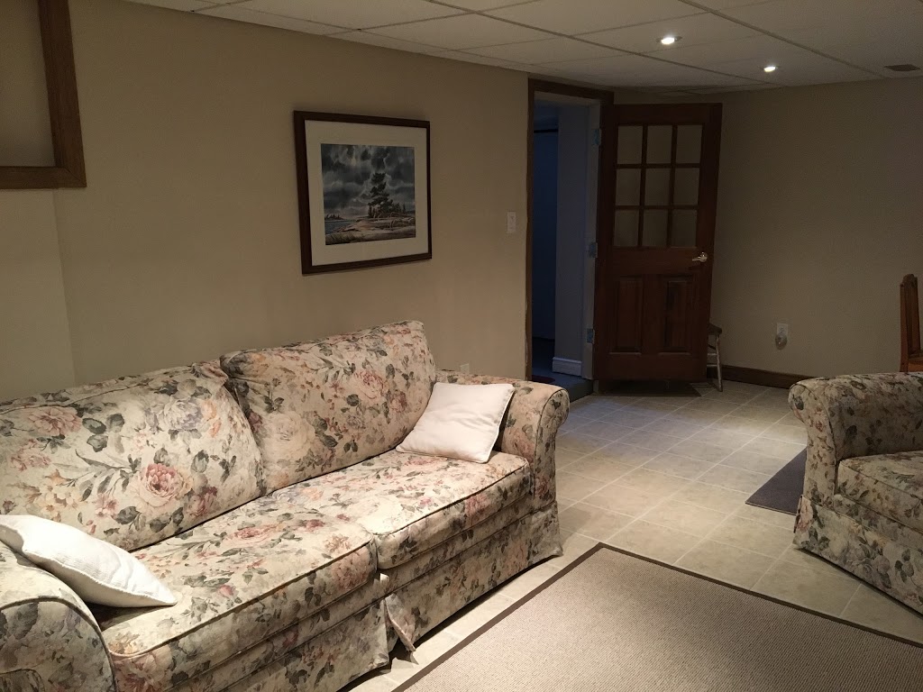Stanton Bed and Breakfast | 527507 Side Rd 5, Mansfield, ON L9V 0R3, Canada | Phone: (519) 925-0347