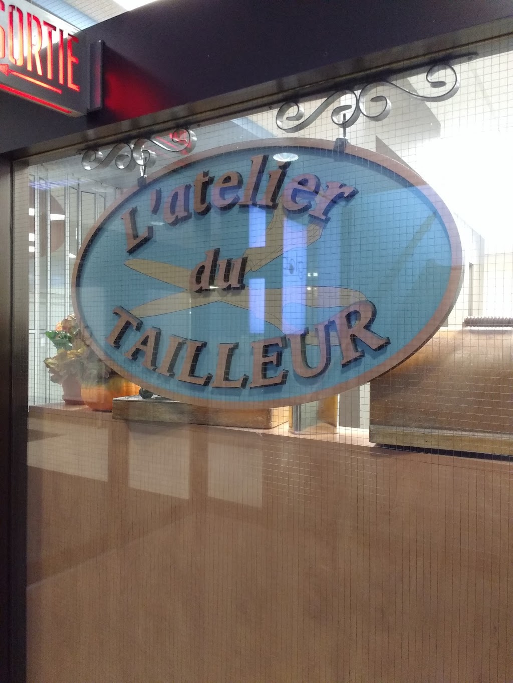 Atelier Du Tailleur | 2700 Bd Laurier, Québec, QC G1V 2L8, Canada | Phone: (418) 651-9729