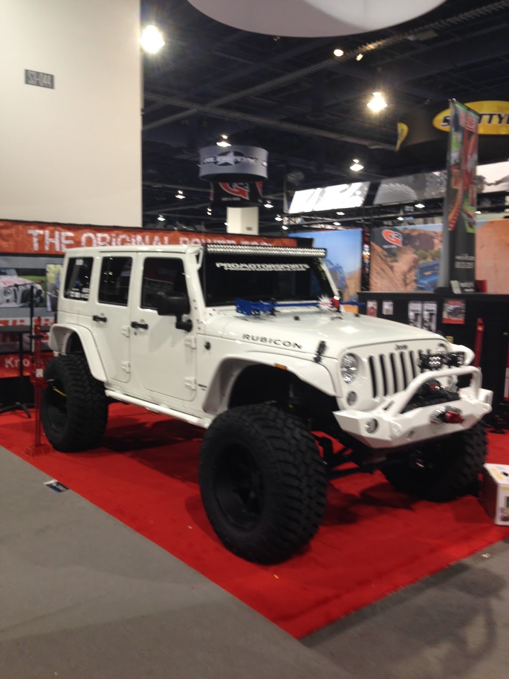 Auto Clearing Jeep & Ram Centre | 331 Circle Dr, Saskatoon, SK S7L 5S8, Canada | Phone: (306) 244-2186