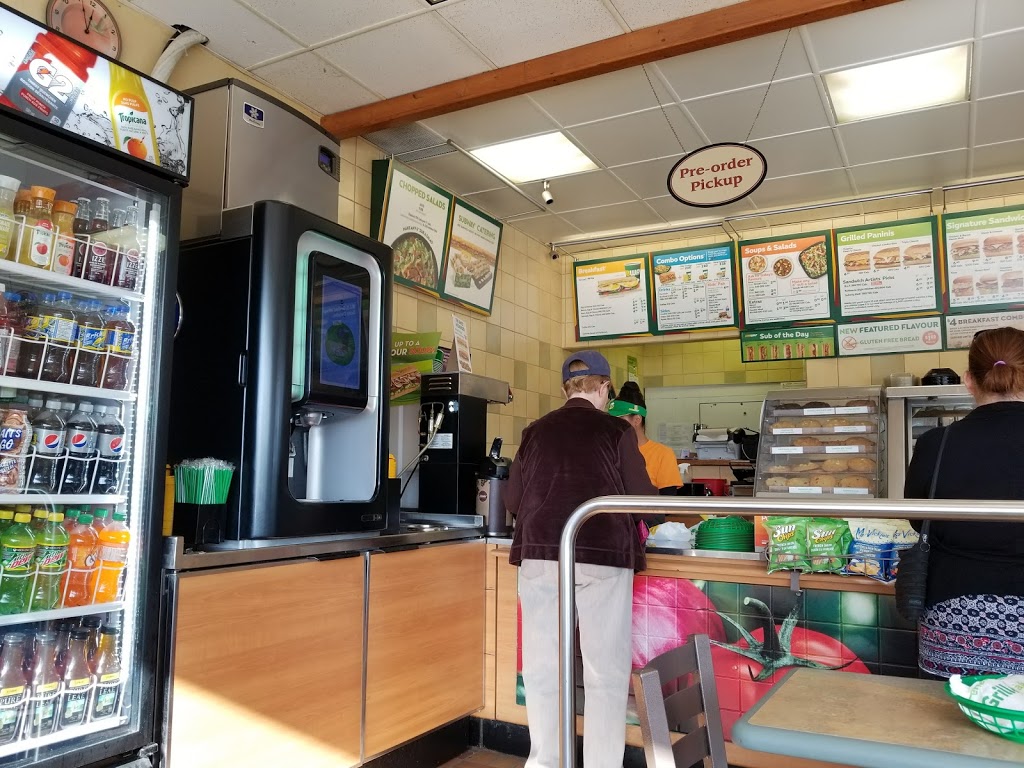 Subway | 35 Lakewood Blvd Unit 24, Winnipeg, MB R2J 2M8, Canada | Phone: (204) 254-7827