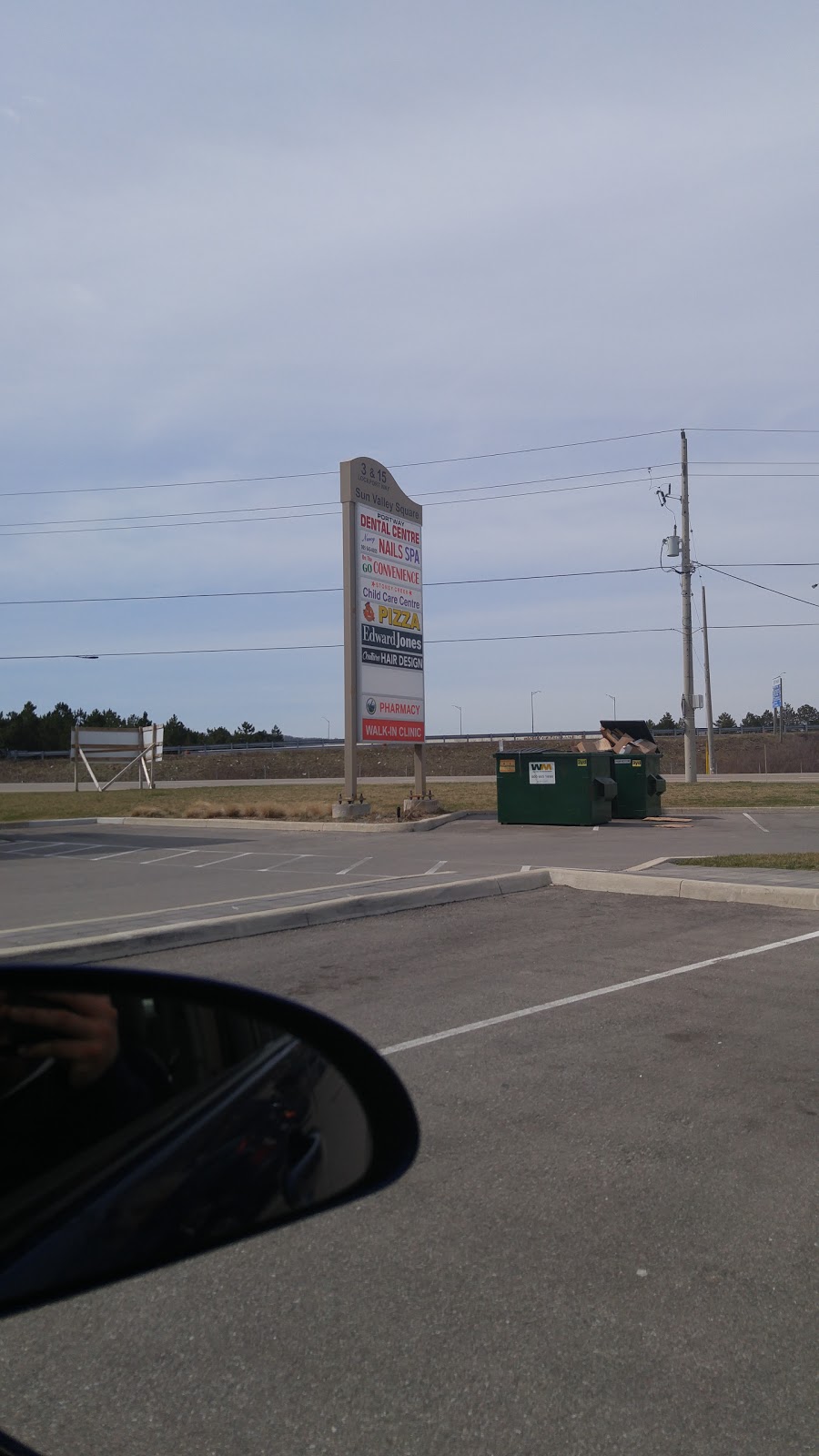 Sun Valley Square | 8 Lockport Way, Stoney Creek, ON L8E 0B1, Canada