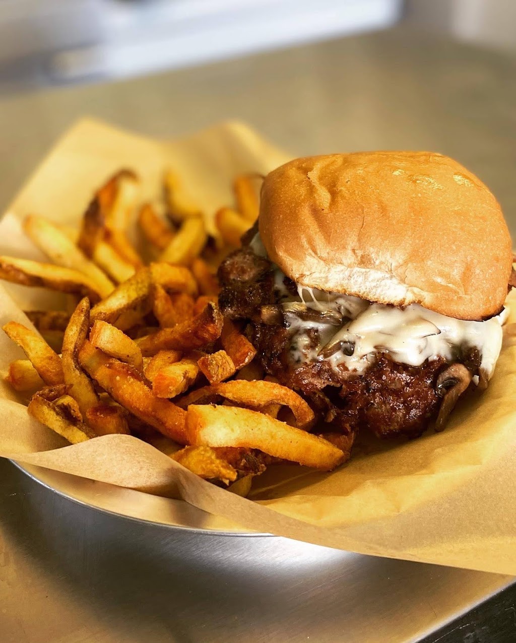The Golden Dory | 1023 Greenwich Rd, Saint Peters Bay, PE C0A 2A0, Canada | Phone: (902) 600-2391