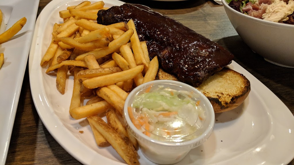 Restaurant Safari | 1860 Boulevard Valcartier, Saint-Gabriel-de-Valcartier, QC G0A 4S0, Canada | Phone: (418) 844-2200
