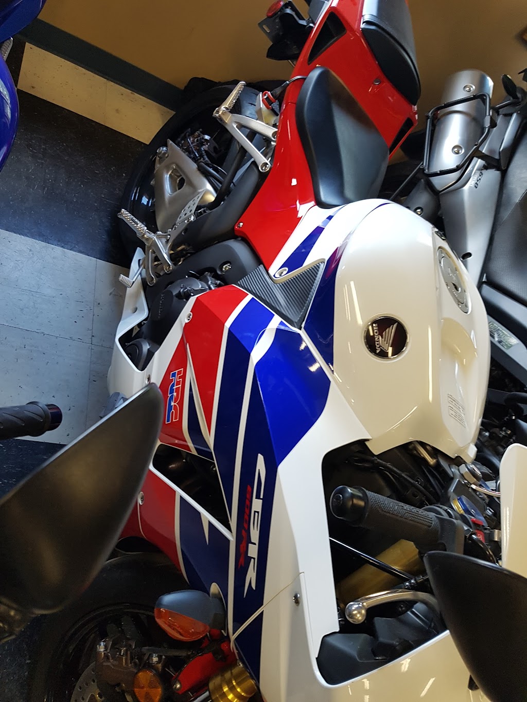 Summit Motosports | 109 Bow Meadows Crescent #104, Canmore, AB T1W 2W8, Canada | Phone: (403) 609-2706