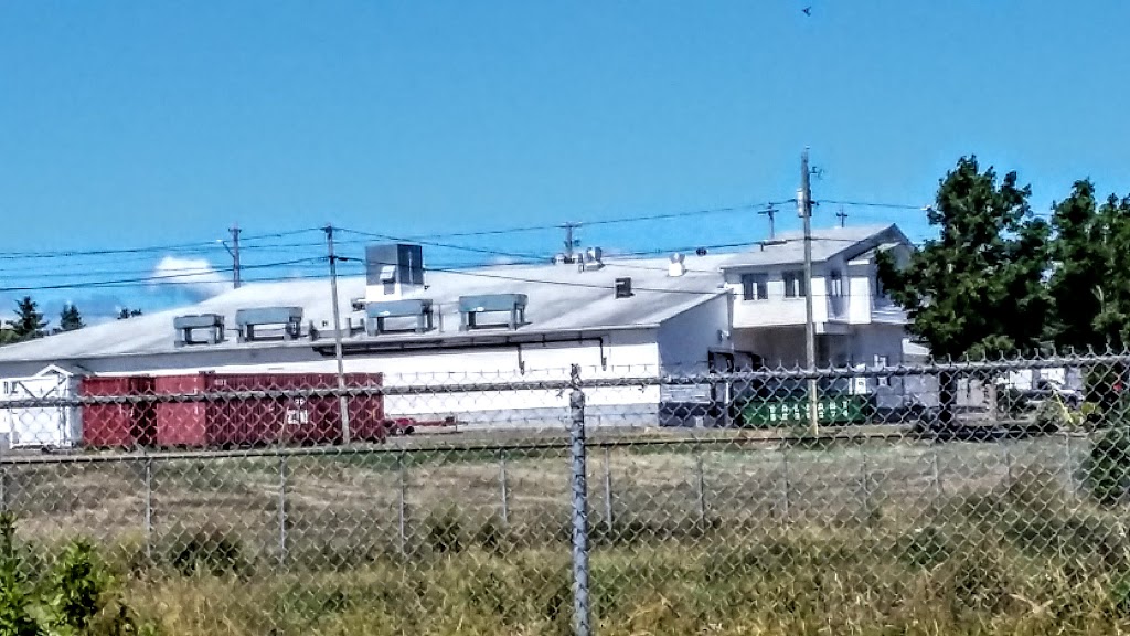 Vestaire St Jean Baptiste | 66 Rue De La Riviére, Bouctouche, NB E4S 3A7, Canada | Phone: (506) 743-6596