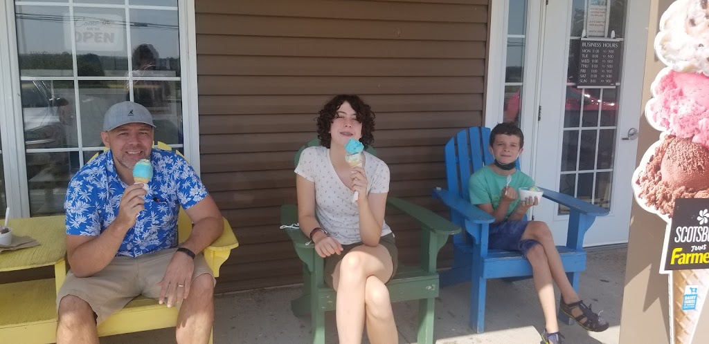 Fundy Scoops | 309 NS-311, North River, NS B6L 6G9, Canada | Phone: (782) 222-2007
