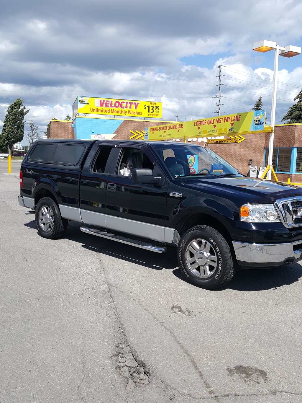 Valet Car Wash | 655 Queensway E, Mississauga, ON L5A 3X6, Canada | Phone: (905) 273-9357