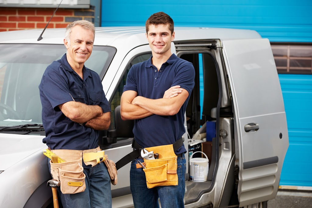 Maître Electrik | 998 Rue Ostiguy, Chambly, QC J3L 3E4, Canada | Phone: (450) 626-1221