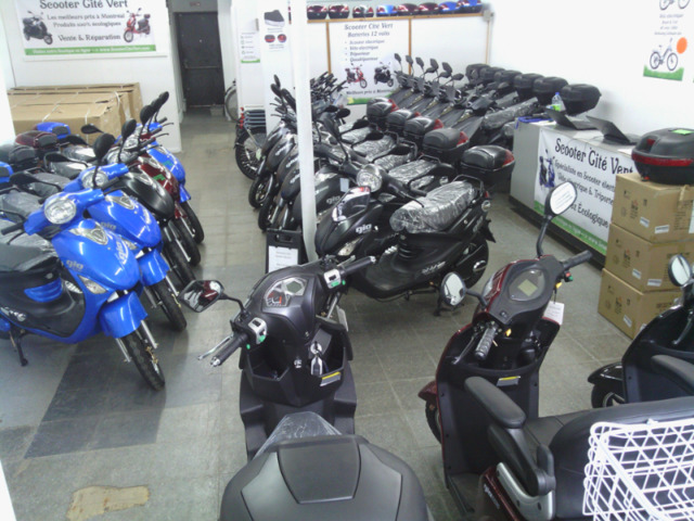 Scooter Cité Vert - Scooter électrique & vélo électrique | 5769 Boulevard Monk, Montréal, QC H4E 3H2, Canada | Phone: (514) 932-6293