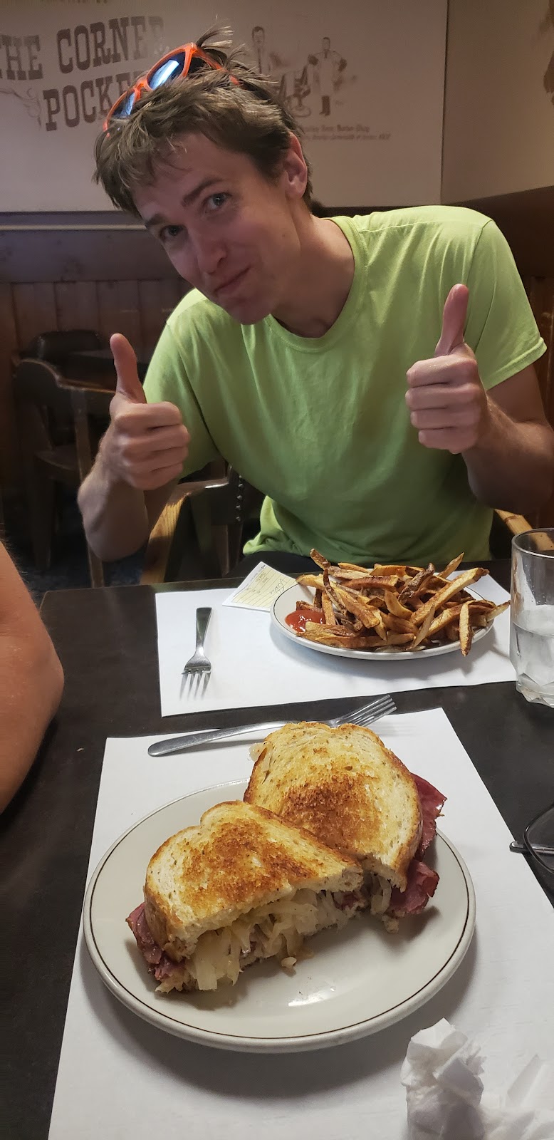 The Corner Pocket Restaurant | 650 Broadway St, Cartwright, MB R0K 0L0, Canada | Phone: (204) 529-2268