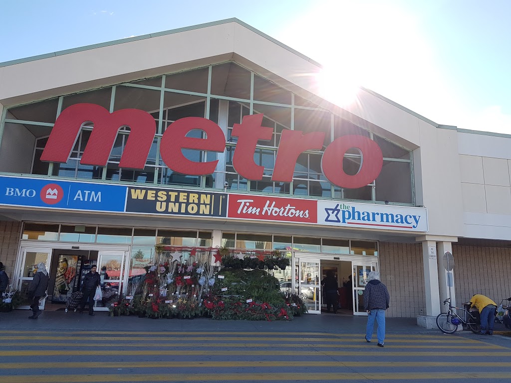 Metro | 3003 Danforth Ave, Toronto, ON M4C 1M9, Canada | Phone: (416) 686-8585