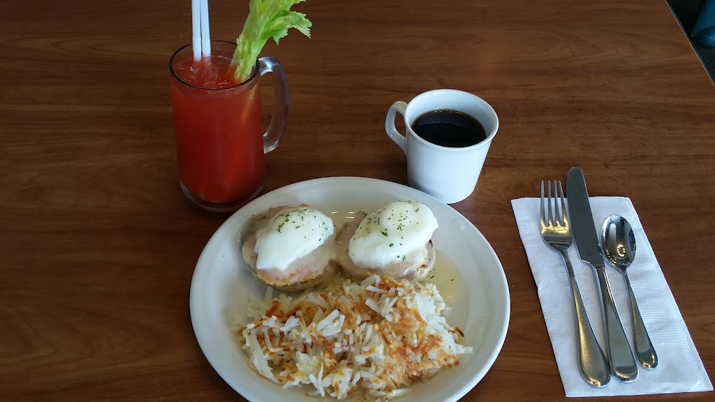 Phils Restaurants | 2312 16 Ave NW, Calgary, AB T2M 0M5, Canada | Phone: (403) 284-9696