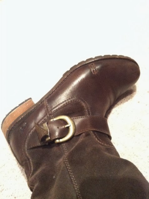 Alexs Shoe Repair | 8671 No 1 Rd, Richmond, BC V7C 1V2, Canada | Phone: (604) 272-0119