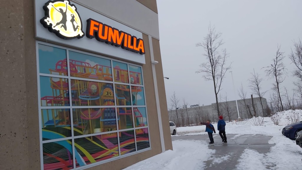 Funvilla Barrie | 312 King St, Barrie, ON L4N 6L2, Canada | Phone: (705) 252-5454