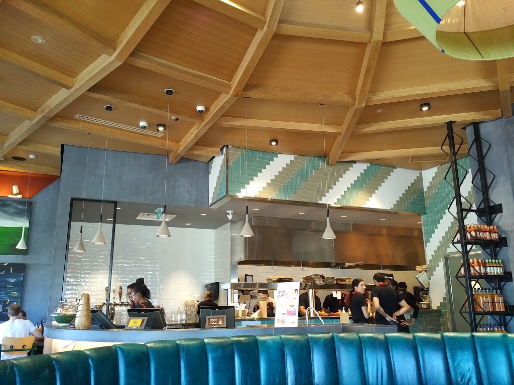 Nandos Oshawa | 855 Taunton Rd E, Oshawa, ON L1H 7K5, Canada | Phone: (905) 725-7474