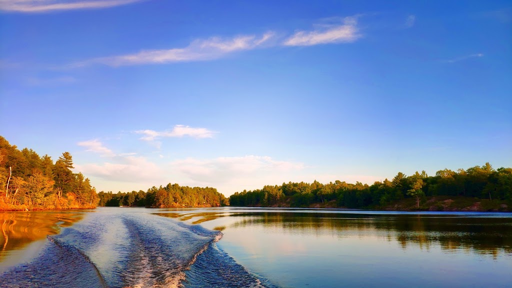 Pine Grove Cottages | 1501 Highway 169, Gravenhurst, ON P1P 1R2, Canada | Phone: (705) 641-0490