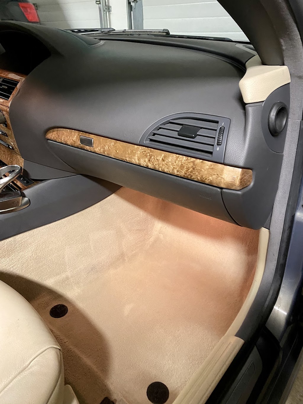 Pacific Mobile Auto Spa | 3817 W 2nd Ave, Vancouver, BC V6R 1K1, Canada | Phone: (778) 991-4355