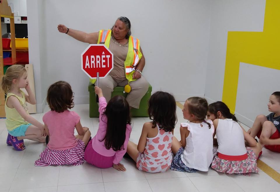 La Prématernelle De Chambly | 1191 De, Avenue Bourgogne, Chambly, QC J3L 1X3, Canada | Phone: (450) 447-3614