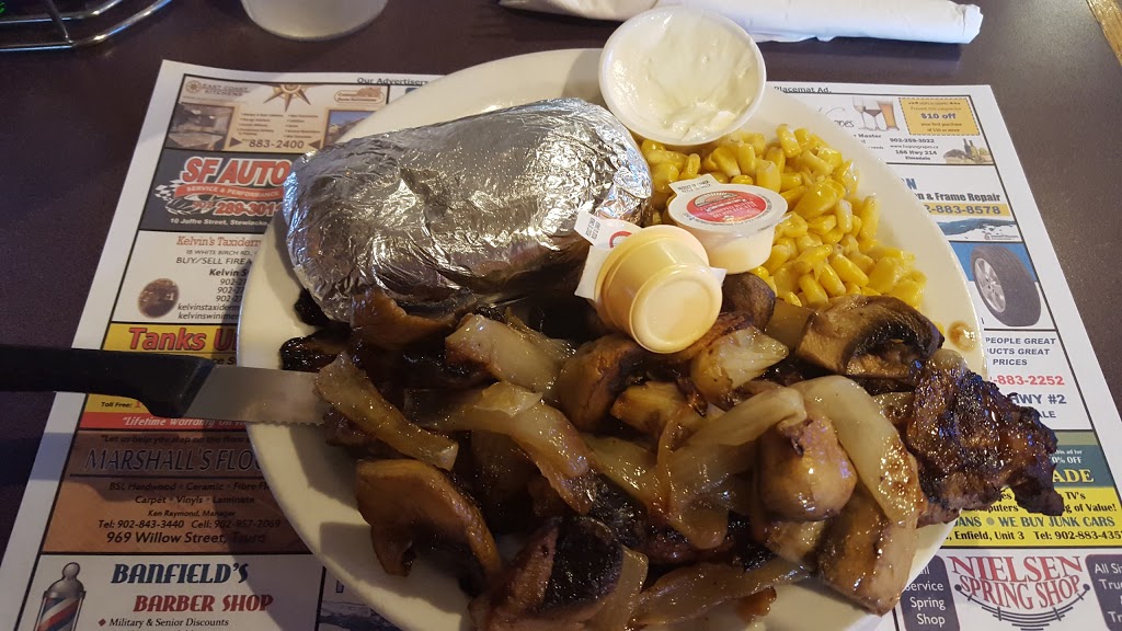 Whistlers Pub | 285 George St Ext, Stewiacke, NS B0N 2J0, Canada | Phone: (902) 639-9221