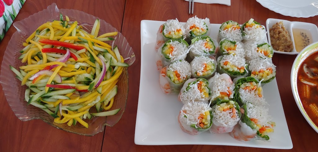 Harbour Delight Thai and Asian Cuisine | 268 The Queensway S, Keswick, ON L4P 2P7, Canada | Phone: (905) 535-3838