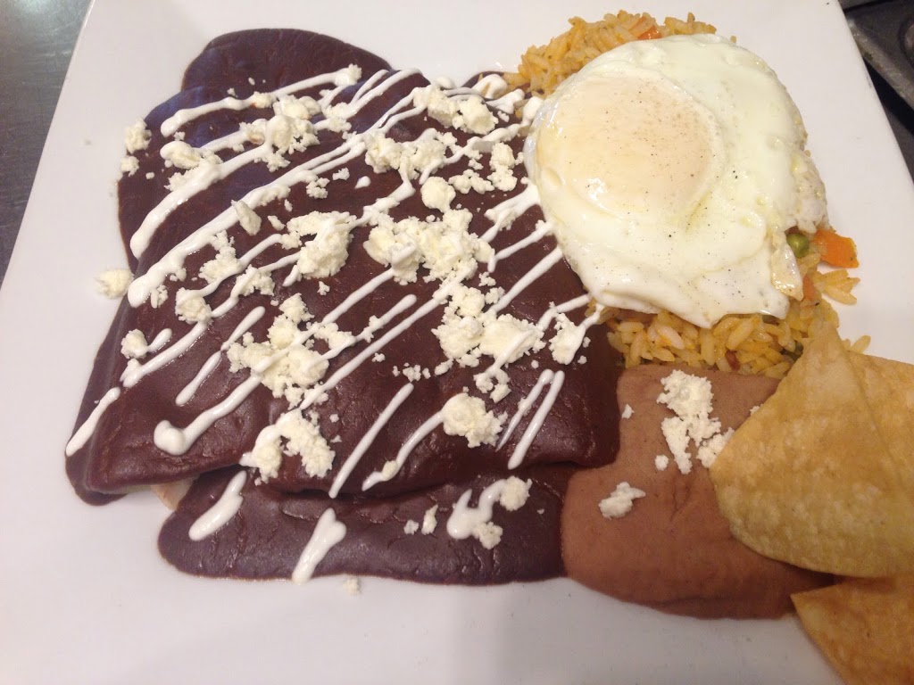 Sabores | 11237 30 St SW, Calgary, AB T2W 4N5, Canada | Phone: (587) 352-9099