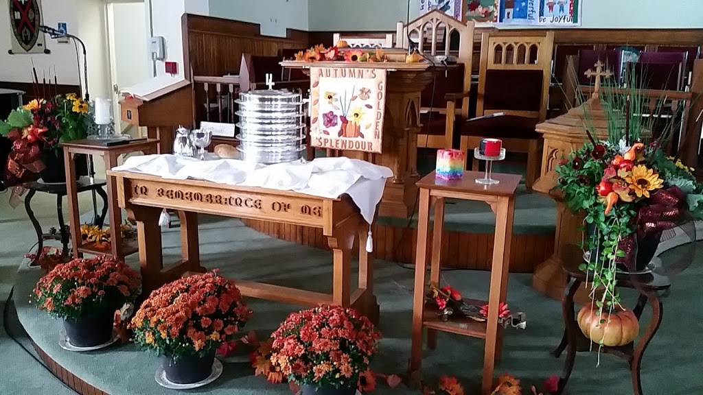 Saint James Church | 2230 Victoria St, Innisfil, ON L9S 1K5, Canada | Phone: (705) 436-5225
