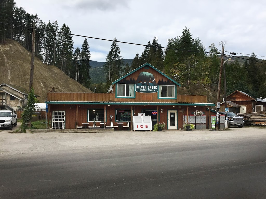 Silver Creek Store | 948 Salmon Riv Rd, Salmon Arm, BC V1E 4M1, Canada | Phone: (250) 832-4465