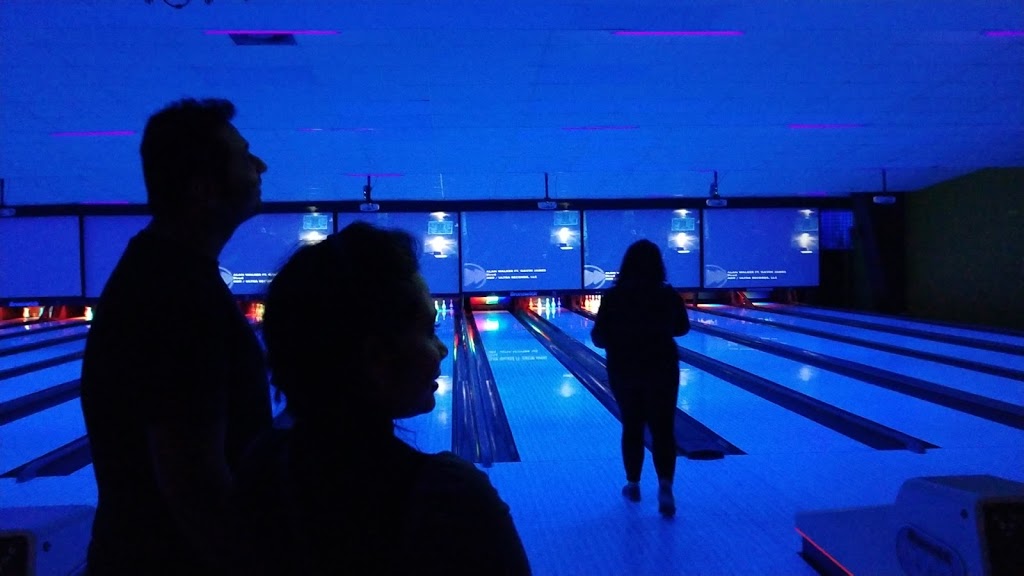 Canadian Bowling Centre | 217 Fairmont Dr, Saskatoon, SK S7M 5B8, Canada | Phone: (306) 384-2400