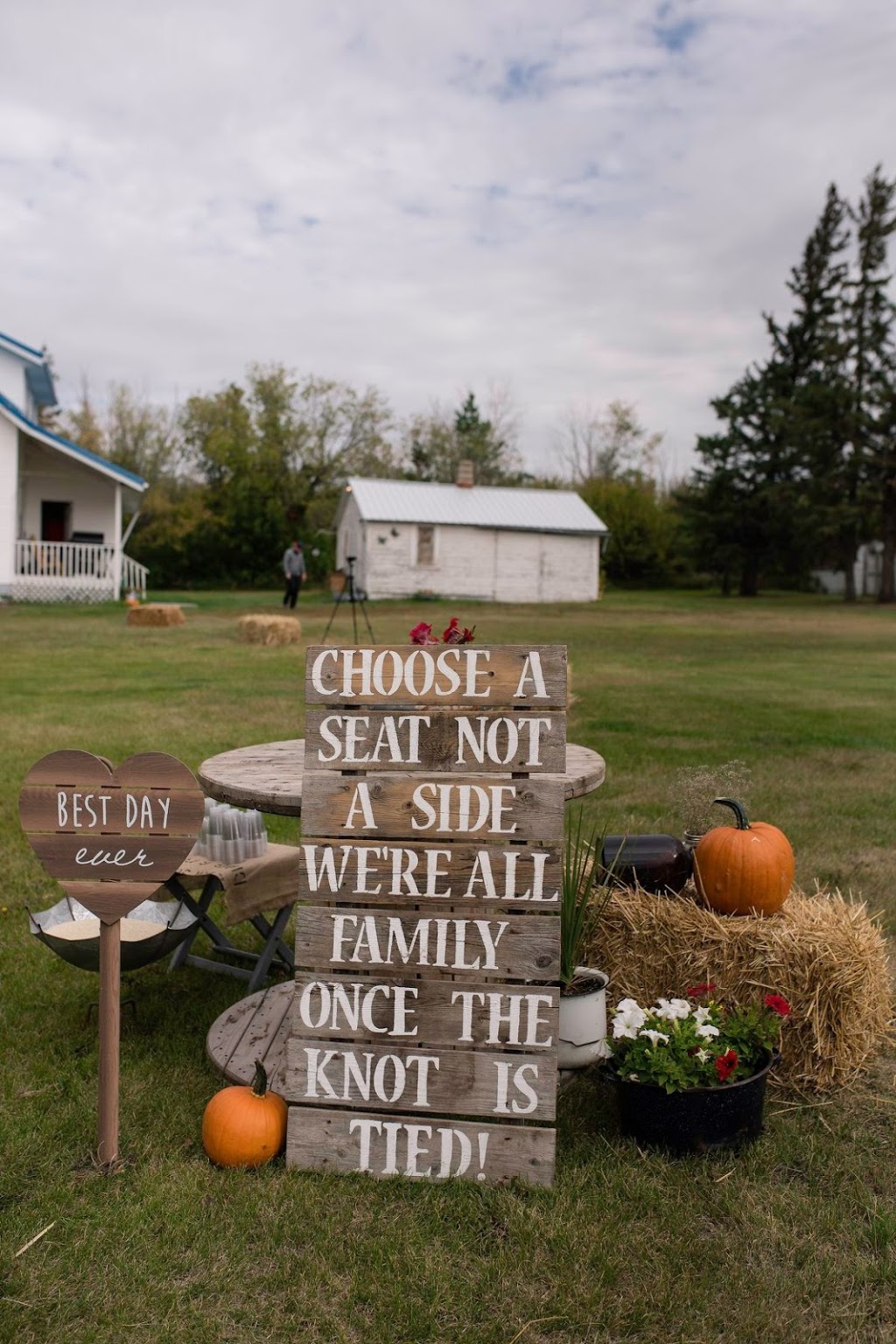 Reiley Ridge - Charlies House | Richard, SK S0M 2V0, Canada | Phone: (306) 361-1000