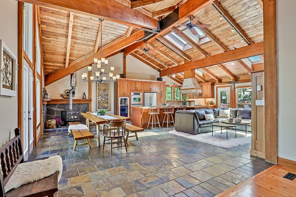 Canmore Real Estate Company - MaxWell Capital Realty | 306 Bow Valley Trail #201A, Canmore, AB T1W 0L1, Canada | Phone: (403) 688-7769