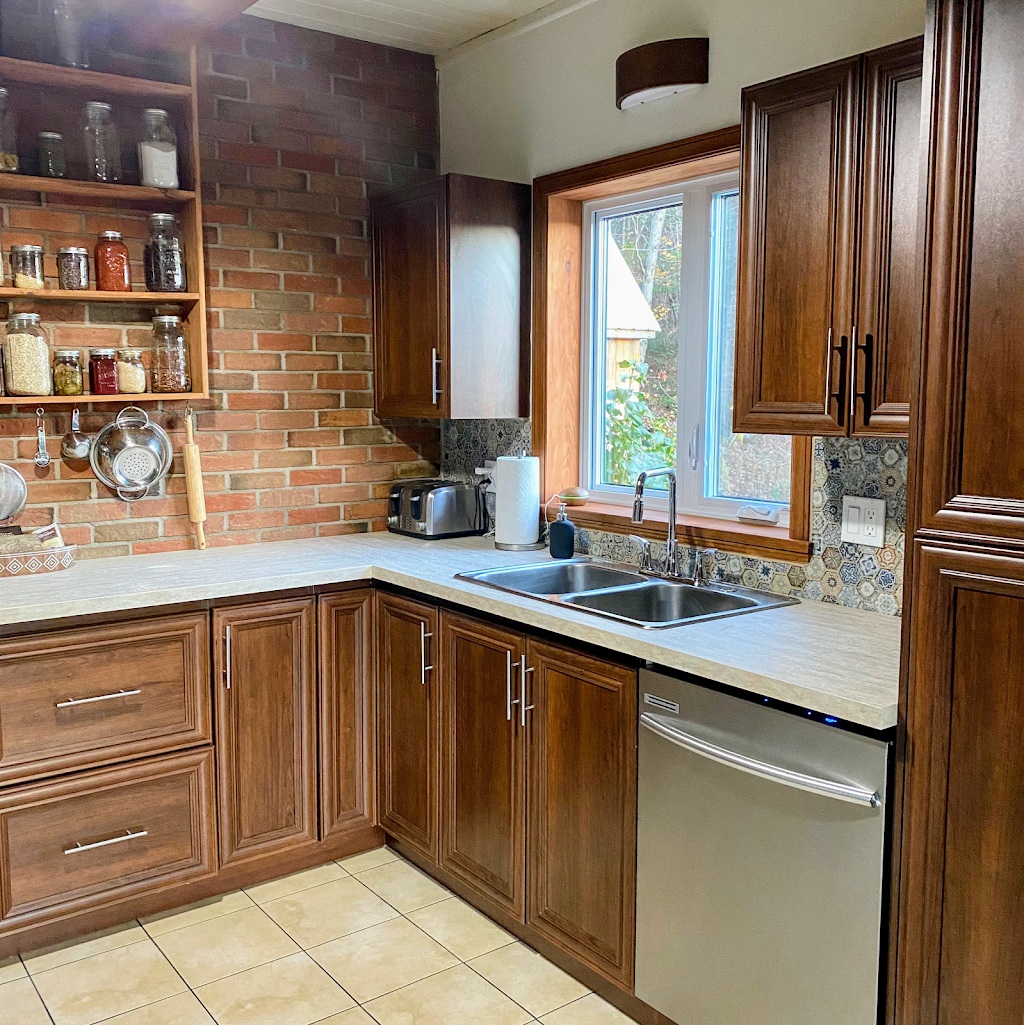 Location de Chalet avec Spa à 30 minutes de la ville de Québec- Valcartier | 1398 5e Av, Saint-Gabriel-de-Valcartier, QC G0A 4S0, Canada | Phone: (418) 573-1046